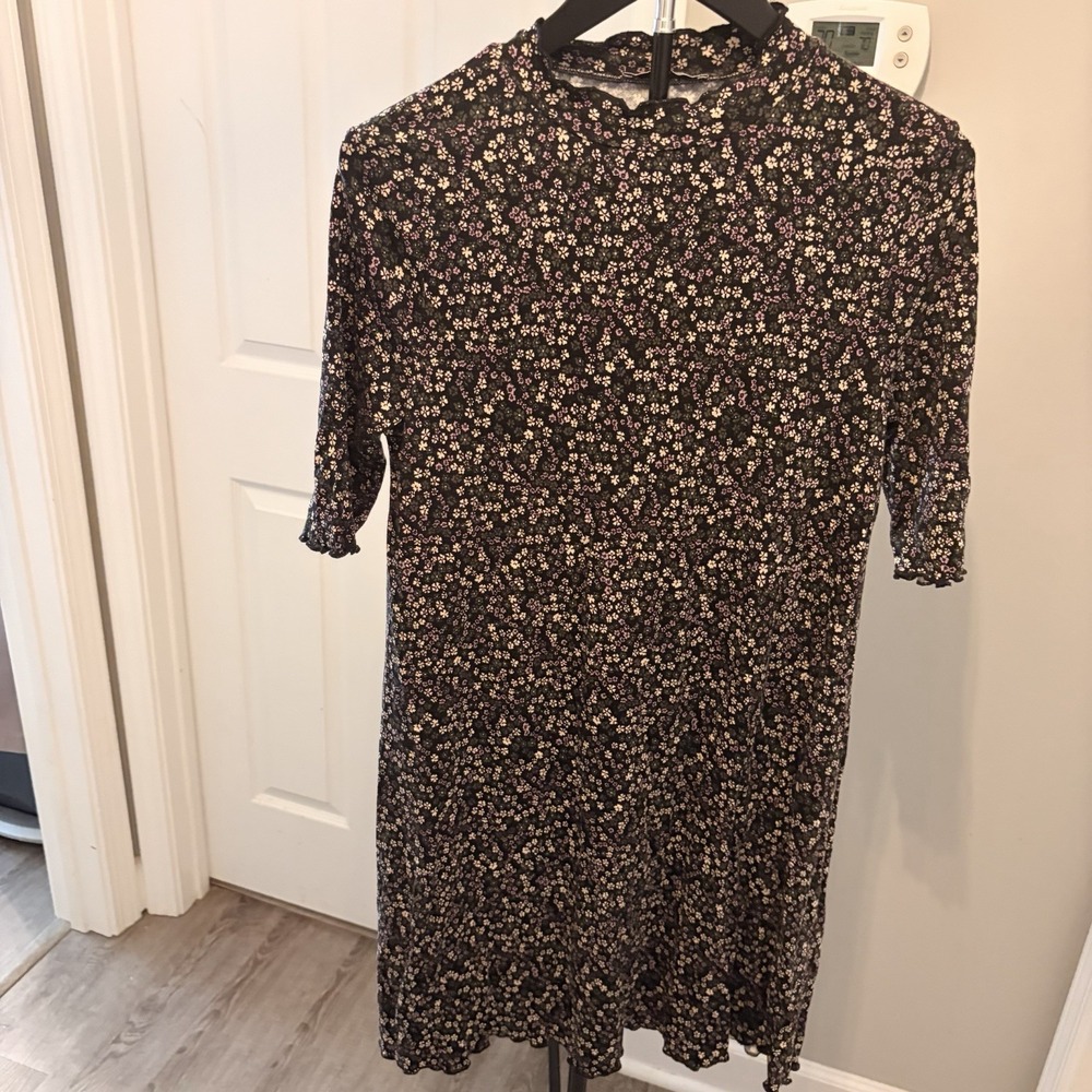 Pull &‎ Bear Black Ditsy Floral Mock Neck Ruffle Mini Dress Med Coquette Casual